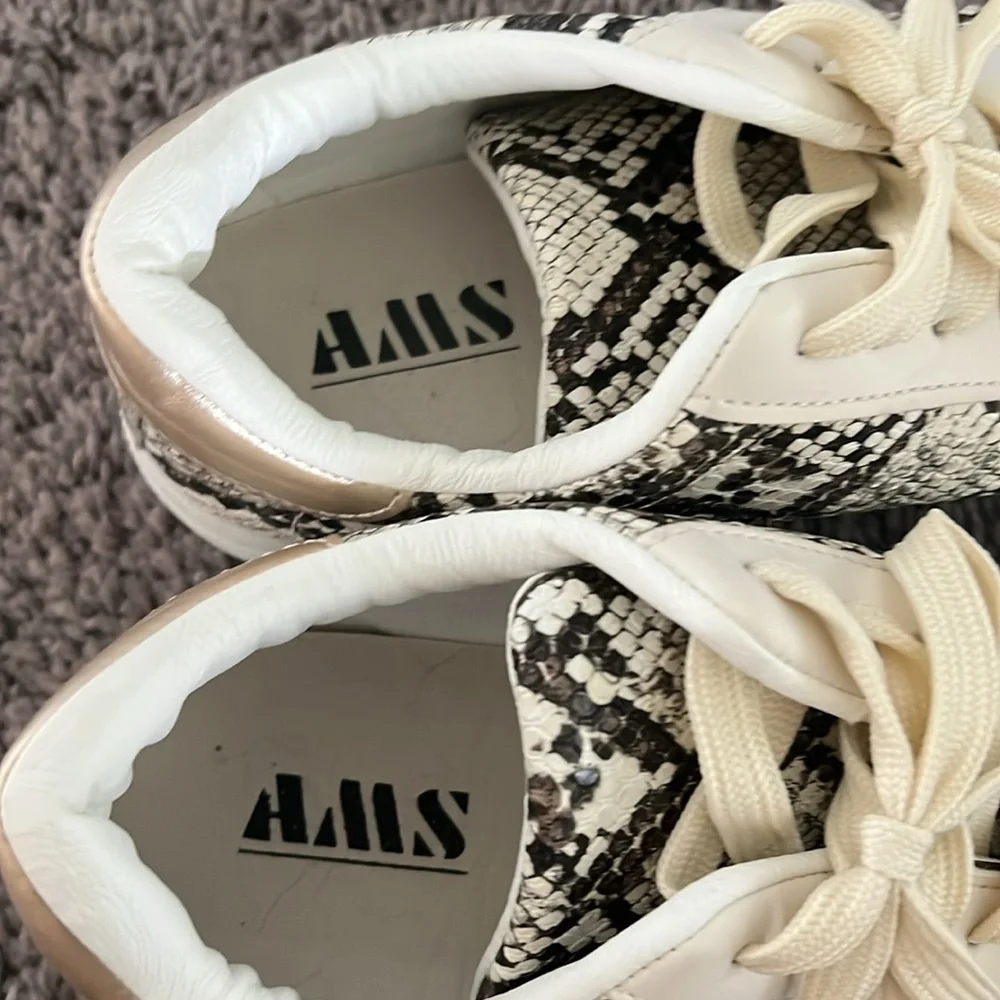 AWS Layla faux Snakeskin Sneakers Size 8 - Picture 3 of 5